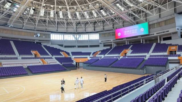 U22国足vs乌兹别克斯坦U22：拜合拉木替补，蒯纪闻、毛伟杰首发